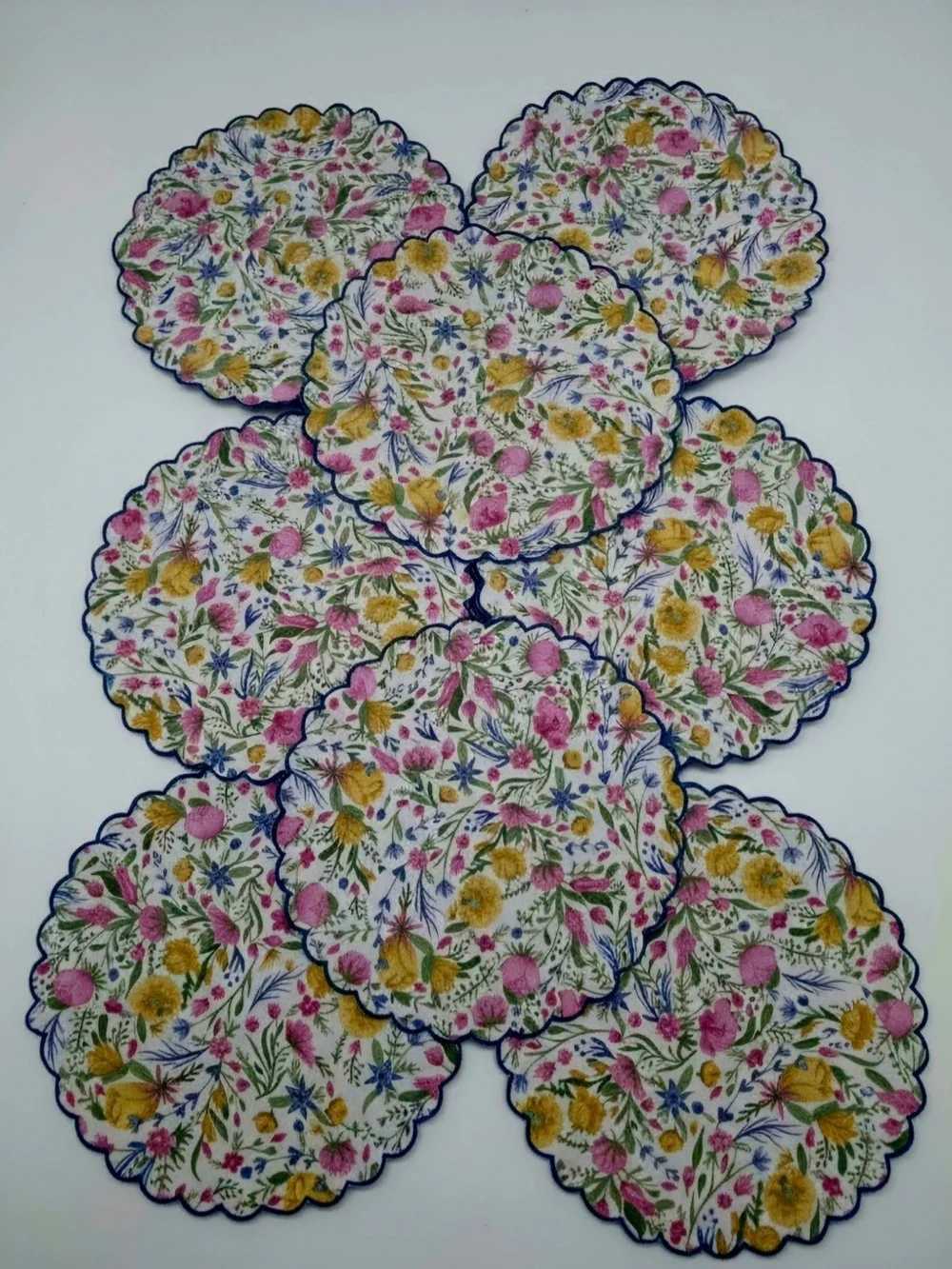 Set Of 8 Vintage Sofia Juliska Collection Placemats Scaloped Edge Reversible 16